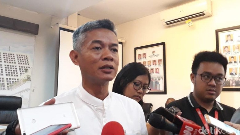 Disebut Edan oleh Andi Arief, KPU: Cuma 2 Ahli di MK Itu Strategi Disebut Edan oleh Andi Arief, KPU: Cuma 2 Ahli di MK Itu Strategi