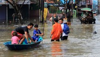 Soleh, salah seorang penarik delman, mengungkapkan, sehari dia dapat menarik empat sampai lima kali dengan rute Pabrik Unilon Baleendah sampai Metro Garmen Dayeuhkolot.