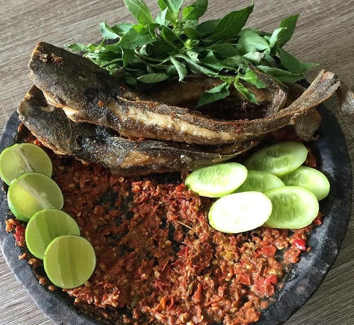 pecel lele