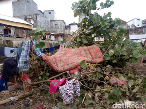 Warga Korban Banjir di Dompu NTB Belum Dapat Bantuan Pemerintah
