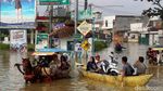Berkah Para Penarik Delman di Kala Banjir