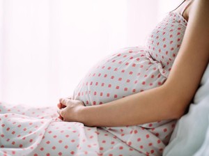 Percaya Virus Corona Cuma Hoax, Wanita Ini Akhirnya Terinfeksi saat Hamil