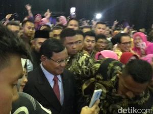 Sempat Absen Kampanye, Prabowo Hadiri Acara Rektor-Aktivis Kampus