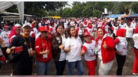 Kehadiran ratusan kader SOKSI yang tergabung dalam Garda SOKSI Jokowi Dua Periode, turut memeriahkan kampanye terbuka Calon Presiden nomor urut 01, Joko Widodo, di Alun-alun Brebes, Jawa Tengah.
