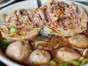 Sluuurp! Akhir Pekan Paling Enak Santap 5 Bakso Hits di Bogor