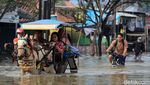 Berkah Para Penarik Delman di Kala Banjir