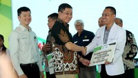 Di tahun 2018, politeknik yang dikelola oleh Yayasan Dharma Bakti Berau Coal ini mendapatkan izin membuka program studi Diploma 4 Teknik Rekayasa Logistik, Diploma 3 Perawatan Mesin Pertambangan serta Diploma 3 Survei dan Pemetaan menggunakan pendekatan dual system yang memadukan pembelajaran sebanyak 30 persen dan 70 persen selebihnya berupa praktik di lingkungan kerja, sesuai kebutuhan industri, dalam hal ini pertambangan. Para lulusan, sedikitnya akan menyandang sebuah sertifikat kompetensi sebagai pendamping ijazah. Foto: dok. Kementerian ESDM