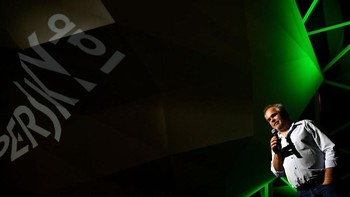 Analis biasa mungkin akan meneliti 100 macam malware setiap hari. Tapi Eugene akan meneliti sampai 300, sebut Aleks Gostev, salah satu peneliti di Kaspersky.Foto: Getty Images