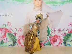 Guru SD Beraksi Tari Jaipong di Audisi Sunsilk Hijab Hunt 2019 Bandung