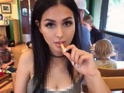 SSSniperWolf, Gamer Seksi yang Sedang Jadi Kontroversi