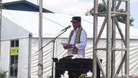 Apa yang dilakukan hari ini kita selesaikan 1 bulan lagi. Nanti bapak ibu ketika datang lagi kaget. Ini akan sama seperti bandara internasional, ungkap Menhub.
