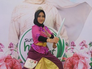 Gabungkan Bela Diri & Jaipong, Hijabers Ini Pukau Juri Sunsilk Hijab Hunt