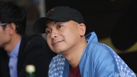 Raditya Dika sering bercerita mengenai pengalaman seram yang terjadi di rumahnya. Foto: Ismail/detikHOT