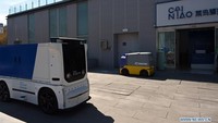 Mobil kargo tanpa awak ini dikembangkan secara independen oleh Cainiao Network, cabang logistik Alibaba. Istimewa/Xinhua.