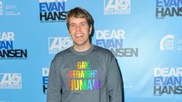 Perez Hilton Dirawat di RS Usai Live TikTok yang Bikin Geger