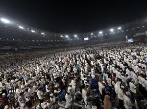 Habib Hanif Nilai Saf Salat Campur di Kampanye Prabowo Sah, Begini Penjelasannya