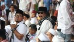 Gaya Camelia Malik dan Jaja Miharja di Kampanye Akbar Prabowo-Sandiaga