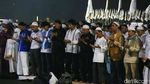Penampakan Saf Salat Campur di Kampanye Prabowo yang Ramai di Medsos