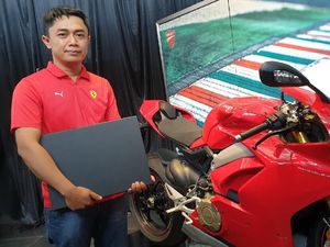 Orang Indonesia Pertama yang Punya Ducati Panigale V4S