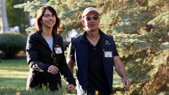 Potret Kompak Jeff dan MacKenzie Bezos Sebelum Bercerai