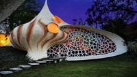 The Seashell House. Bagaikan tinggal dalam rumah siput, arsitektur Javier Senosiain terinspirasi oleh karya Gaudi dan Frank Lloyd Wright dalam merancang rumah ini. Rumah yang berlokasi di Kota Meksiko ini dibuat untuk sebuah keluarga dengan dua anak. Istimewa/Homedit.