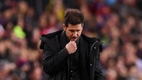 Dari 32 pertandingan melawan Barcelona di semua kompetisi, Atletico Madrid yang ditukangi Simeone hanya menang lima kali, 11 seri, dan 16 kali kalah. (Foto: Alex Caparros/Getty Images).