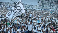 Kawasan GBK tampak memutih oleh massa pendukung Prabowo-Sandiaga.