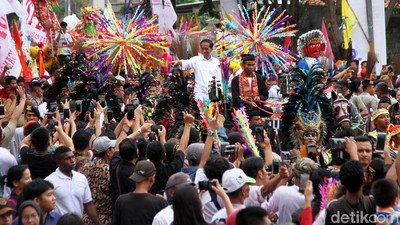 Potret Kegembiraan Kampanye Jokowi-Maruf di Tangerang