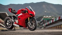 Sandy sendiri tidak menjelaskan secara rinci berapa uang yang ia keluarkan setiap bulannya untuk mengangsur Panigale V4S. Namun secara tersirat, ia mengatakan bahwa setorannya di atas Rp 10 juta per bulan. Foto: Ducati