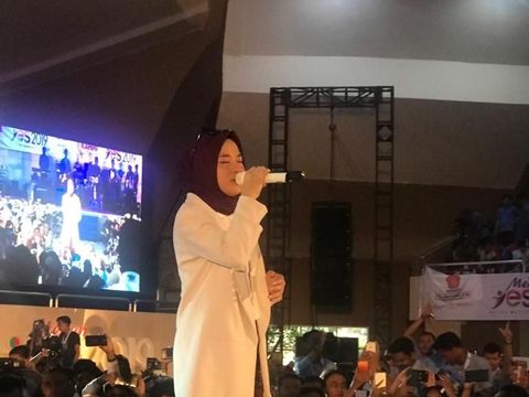 Nissa Sabyan di Medan Yes 2019