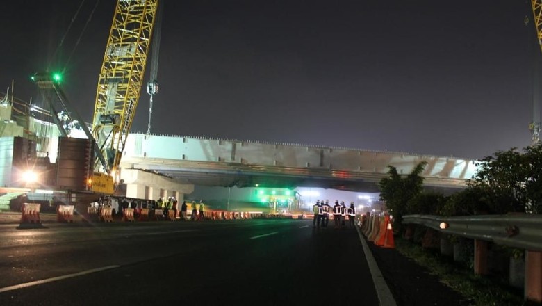 Ada Pengerjaan Jembatan, Lalin di Tol Kunciran Ditutup Pukul 23.00 WIB Ada Pengerjaan Jembatan, Lalin di Tol Kunciran Ditutup Pukul 23.00 WIB