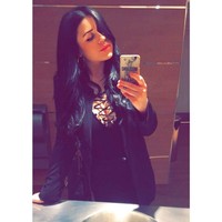 Menginjak dewasa, Chloe dan kakaknya mendapatkan uang sebanyak 1 juta poundsterling atau sekitar Rp 18,4 miliar. Harta keluarga Chloe sendiri mencapai 31 juta poundsterling atau sekitar Rp 570 miliar. Tampaknya Henry ingin memanfaatkan dan menguasai Chloe.  Foto: dok. Instagram