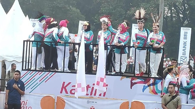 Iriana Jokowi dan Mufidah Kalla Buka Kartini Run 2019 Iriana Jokowi dan Mufidah Kalla Buka Kartini Run 2019