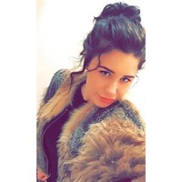 Namun sejak awal hubungan Chloe memang tak ingin serius pacaran dengan pria yang kini sudah ditangkap polisi itu. Chloe semakin ilfil ketika Henry tinggal di rumahnya tanpa diminta. Wanita 26 tahun itu sampai mengusirnya, namun Henry jadi marah.  Foto: dok. Instagram