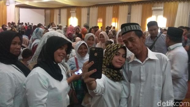 Silaturahmi dan konsolidasi akbar yang digelar Solidaritas Ulama Muda Jokowi (Samawi) di Banda Aceh.