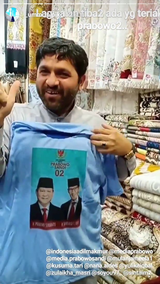 Pedagang di Mekkah Punya Kaos Gambar Prabowo, Ummi Pipik: Masyaallah