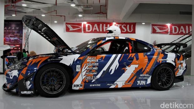 Nissan Silvia S15