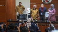 KPU menegaskan para caleg harus menyerahkan laporan kekayaan mereka bila terpilih.