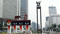 Layar tersebut berisi hitungan mundur (countdown) jelang Pilpres 2019.