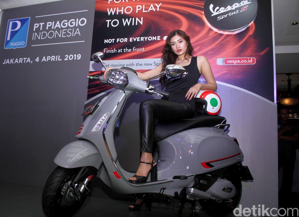 Mengawali tahun 2019, PT Piaggio Indonesia memperkaya produk unggulannya dengan memperkenalkan generasi 'S' dari Vespa Primavera dan Vespa Sprint.