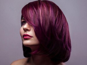 Tanpa Bleaching, Ini Tips Pakai Cat Rambut Warna Terang di Rumah