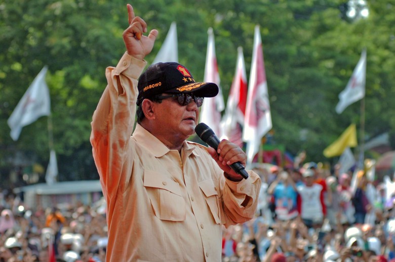 Janji Prabowo: Kita akan Punya Mobil Buatan Indonesia, Bukan Etok-etok Janji Prabowo: Kita akan Punya Mobil Buatan Indonesia, Bukan Etok-etok