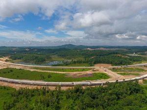 Jokowi Resmikan Tol Pertama Kalimantan Oktober 2019