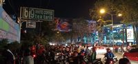 Suasana di depan lokasi kafe yang rubuh di Medan
