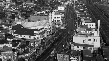 Jalan Shibuya di tahun 1955. Foto: Getty Images