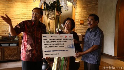 Bantuan  Air Bersih Untuk Warga NTT