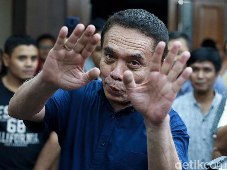 Pengadilan Tinggi Jakarta Vonis Gubernur Irwandi Yusuf 8 Tahun Penjara Pengadilan Tinggi Jakarta Vonis Gubernur Irwandi Yusuf 8 Tahun Penjara