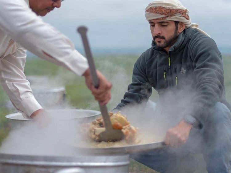 Dari Dubai Ada Pangeran Fazza yang Tampan dan Suka Kulineran