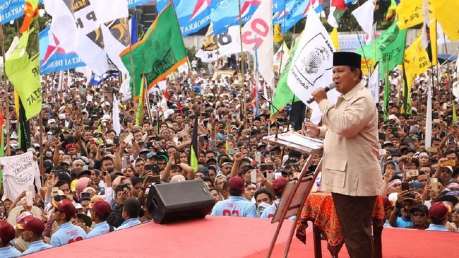 Ramai-ramai Bicara Ekonomi RI 5% Ndasmu