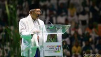 Maruf juga meminta pendukungnya mencoblos paslon yang berbaju putih pada surat suara. Apa yang dia sampaikan itu merujuk pada pasangan nomor urut 01. Dia juga meminta mereka memutihkan TPS.